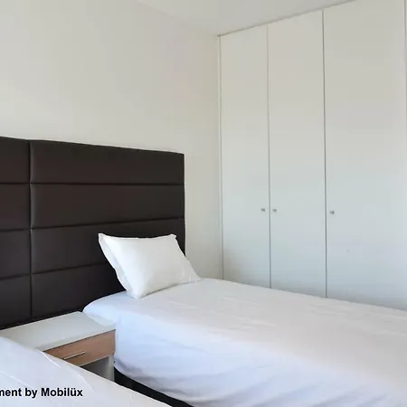 Hello Graca Modern